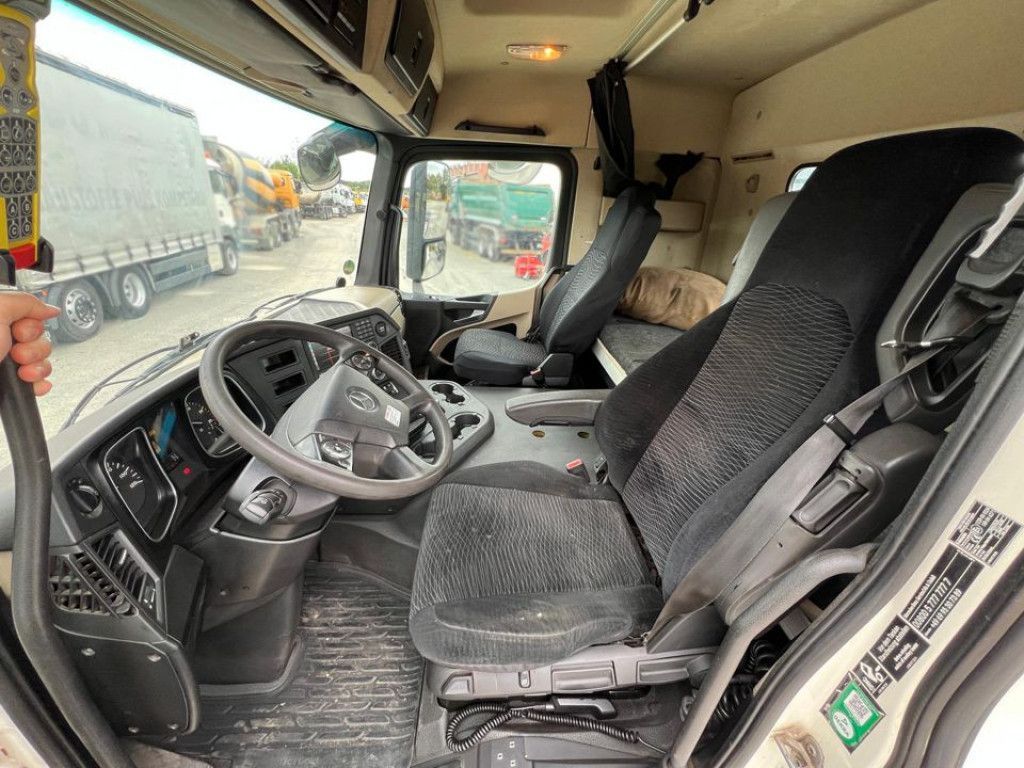 Mercedes-Benz Actros 2543 L 6x2 Abrollkipper MeillerLenk/Lift - Haakarmsysteem vrachtwagen: afbeelding 5 Mercedes-Benz Actros 2543 L 6x2 Abrollkipper MeillerLenk/Lift - Haakarmsysteem vrachtwagen: afbeelding 5