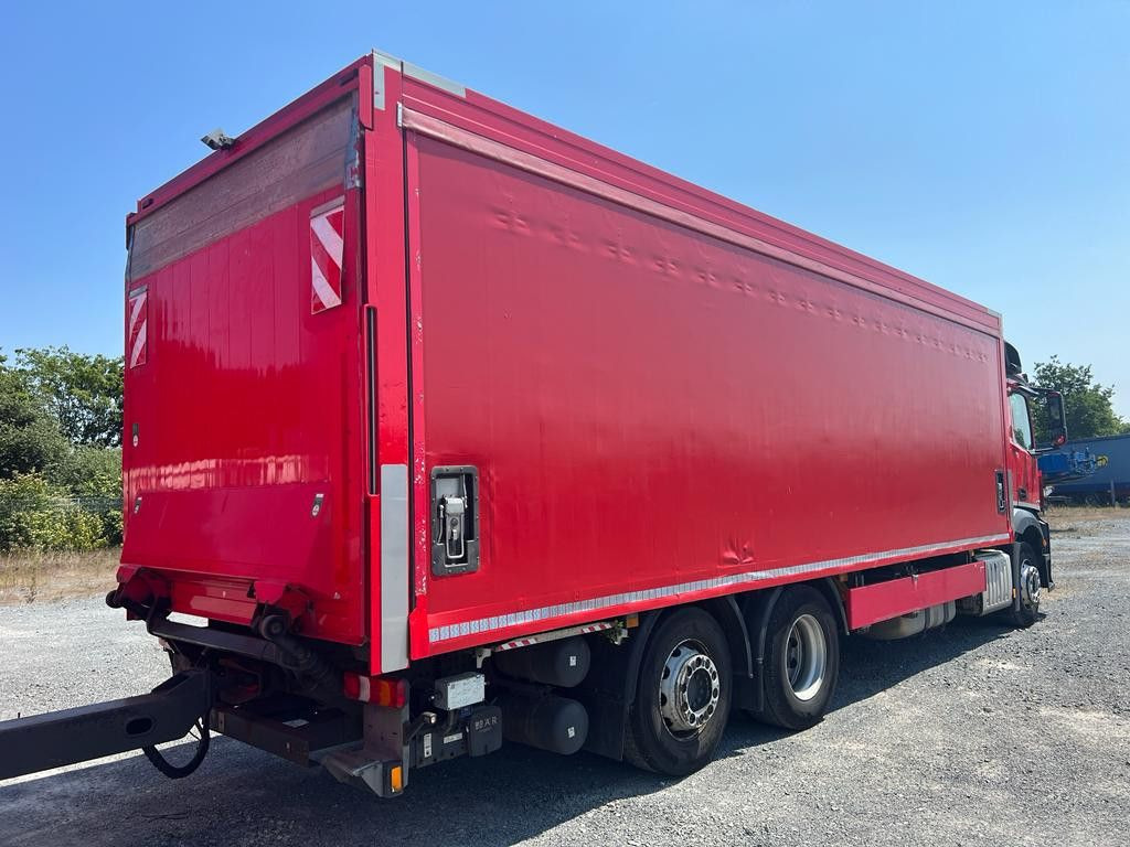 Mercedes-Benz Antos 2540 L 6x2 Pritsche LBW Mercedes-Benz Antos 2540 L 6x2 Pritsche LBW Coca Cola Getränke - Drankenwagen vrachtwagen: afbeelding 3 Mercedes-Benz Antos 2540 L 6x2 Pritsche LBW Mercedes-Benz Antos 2540 L 6x2 Pritsche LBW Coca Cola Getränke - Drankenwagen vrachtwagen: afbeelding 3