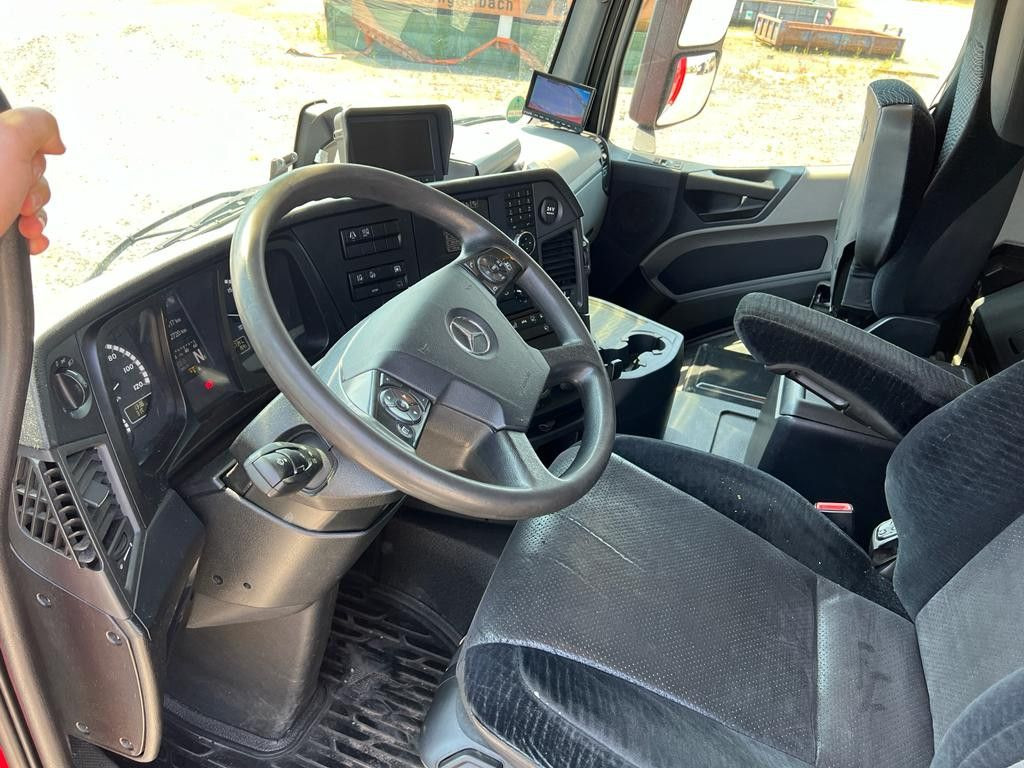 Mercedes-Benz Antos 2540 L 6x2 Pritsche LBW Mercedes-Benz Antos 2540 L 6x2 Pritsche LBW - Drankenwagen vrachtwagen: afbeelding 5 Mercedes-Benz Antos 2540 L 6x2 Pritsche LBW Mercedes-Benz Antos 2540 L 6x2 Pritsche LBW - Drankenwagen vrachtwagen: afbeelding 5