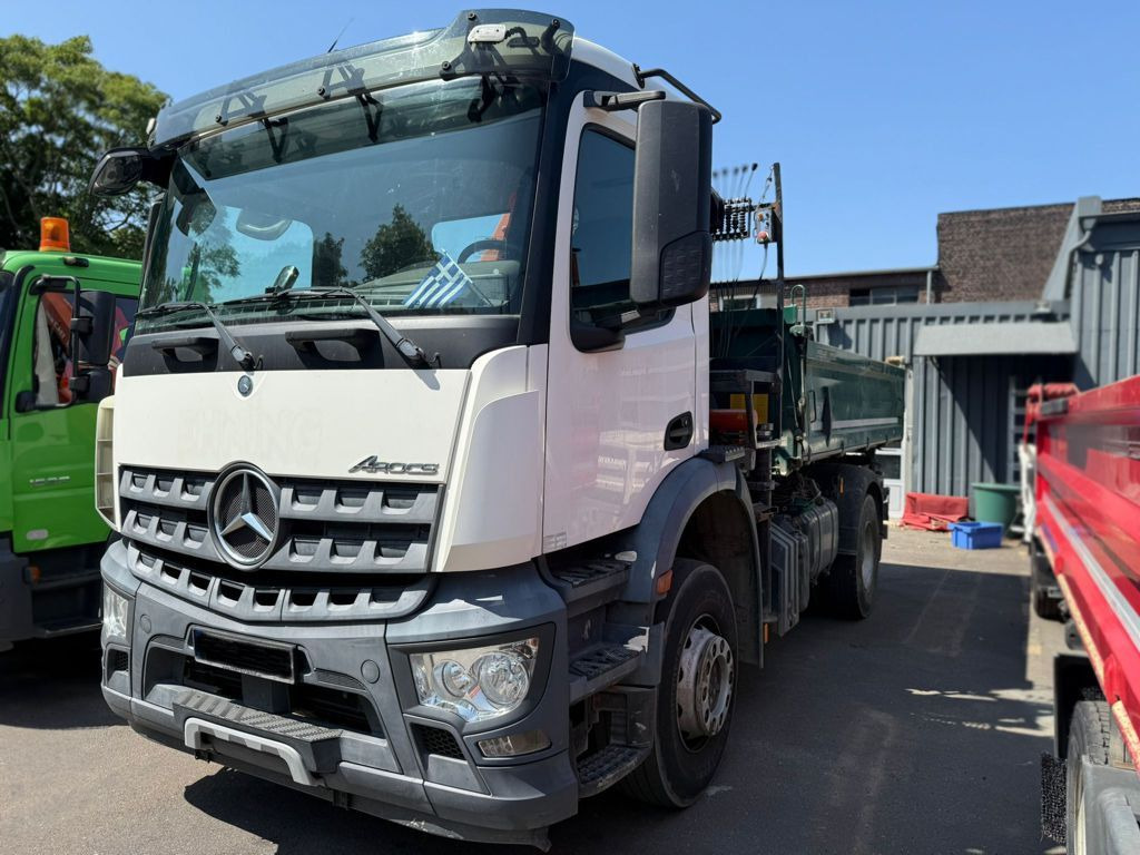 Mercedes-Benz Arocs 1835 K 2-Achs Kipper Kran Funk Greiferst. - Kipper vrachtwagen, Kraanwagen: afbeelding 2 Mercedes-Benz Arocs 1835 K 2-Achs Kipper Kran Funk Greiferst. - Kipper vrachtwagen, Kraanwagen: afbeelding 2