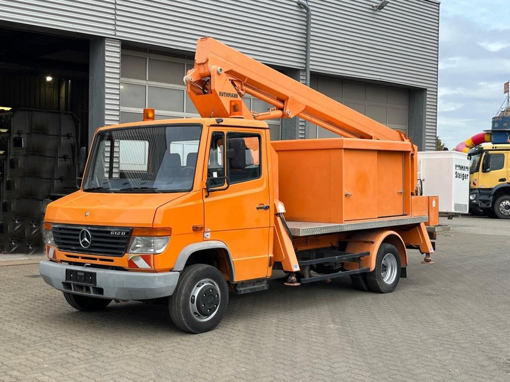 Mercedes-Benz Vario 612 D Hubarbeitsbühne Arbeitshöhe 18m Mercedes-Benz Vario 612 D Hubarbeitsbühne Arbeitshöhe 18m - Vrachtwagen hoogwerker, Bedrijfswagen: afbeelding 1 Mercedes-Benz Vario 612 D Hubarbeitsbühne Arbeitshöhe 18m Mercedes-Benz Vario 612 D Hubarbeitsbühne Arbeitshöhe 18m - Vrachtwagen hoogwerker, Bedrijfswagen: afbeelding 1