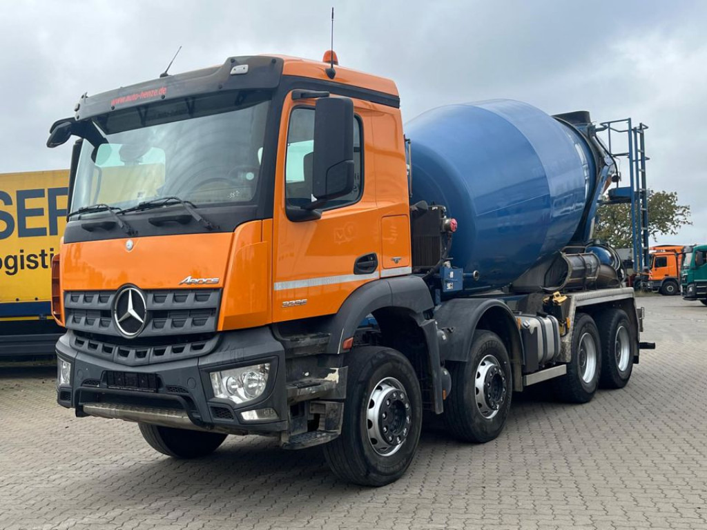MERCEDES-BENZ Arocs 3236 8x4 Betonmischer Deutsch Top AP Achsen - Vrachtwagen: afbeelding 1 MERCEDES-BENZ Arocs 3236 8x4 Betonmischer Deutsch Top AP Achsen - Vrachtwagen: afbeelding 1