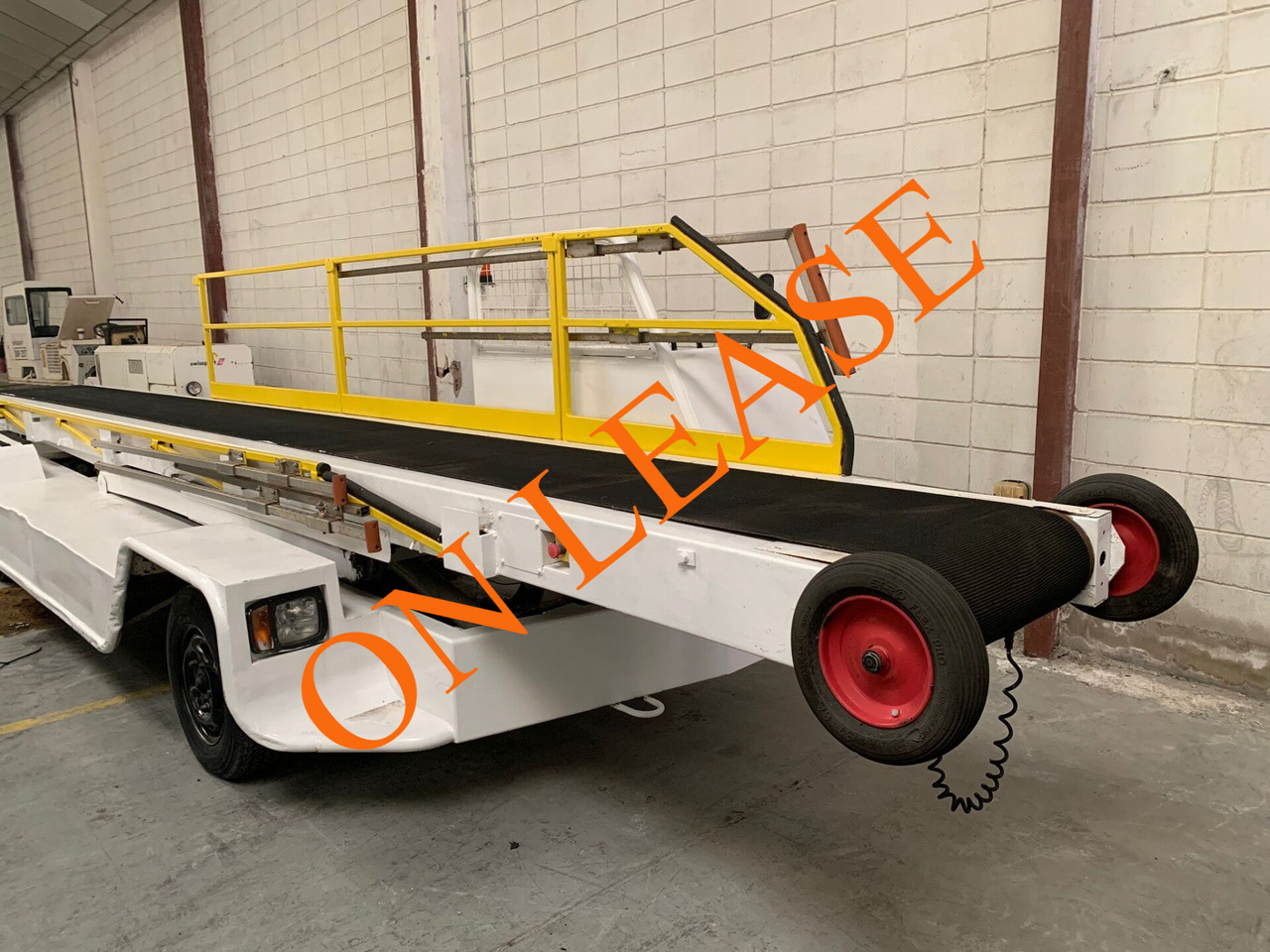 Belt Loader AMSS BL800 - Bandlader: afbeelding 1 Belt Loader AMSS BL800 - Bandlader: afbeelding 1