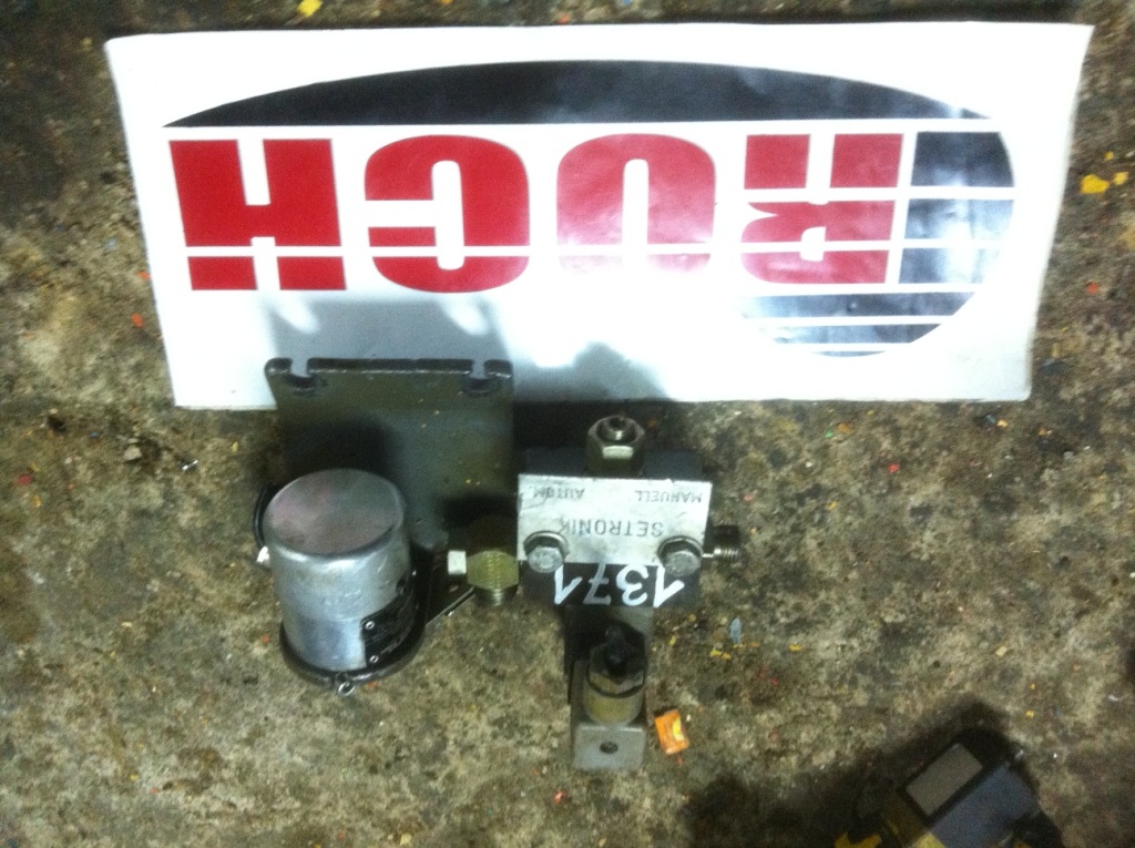 BRUENINGHAUS HYDROMATIK 1 SEKCYJNY + 0/64091 GP35D4-MO.NE.IG1AP12 + 2943021235 9433448 557.17.04.02 - Hydraulisch ventiel voor Bouwmachine: afbeelding 1 BRUENINGHAUS HYDROMATIK 1 SEKCYJNY + 0/64091 GP35D4-MO.NE.IG1AP12 + 2943021235 9433448 557.17.04.02 - Hydraulisch ventiel voor Bouwmachine: afbeelding 1