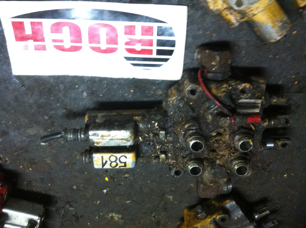 HYDRECO V46RF166A 2200 - 2 SEKCYJNY - Hydraulisch ventiel voor Bouwmachine: afbeelding 1 HYDRECO V46RF166A 2200 - 2 SEKCYJNY - Hydraulisch ventiel voor Bouwmachine: afbeelding 1