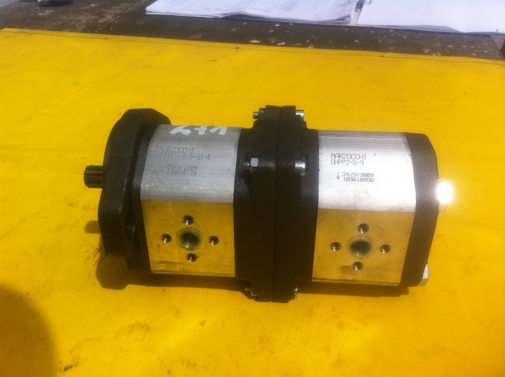 MARZOCCHI GHPA2A-D-9-S1-E + GHPP2-D-9 - Hydraulische pomp voor Bouwmachine: afbeelding 1 MARZOCCHI GHPA2A-D-9-S1-E + GHPP2-D-9 - Hydraulische pomp voor Bouwmachine: afbeelding 1