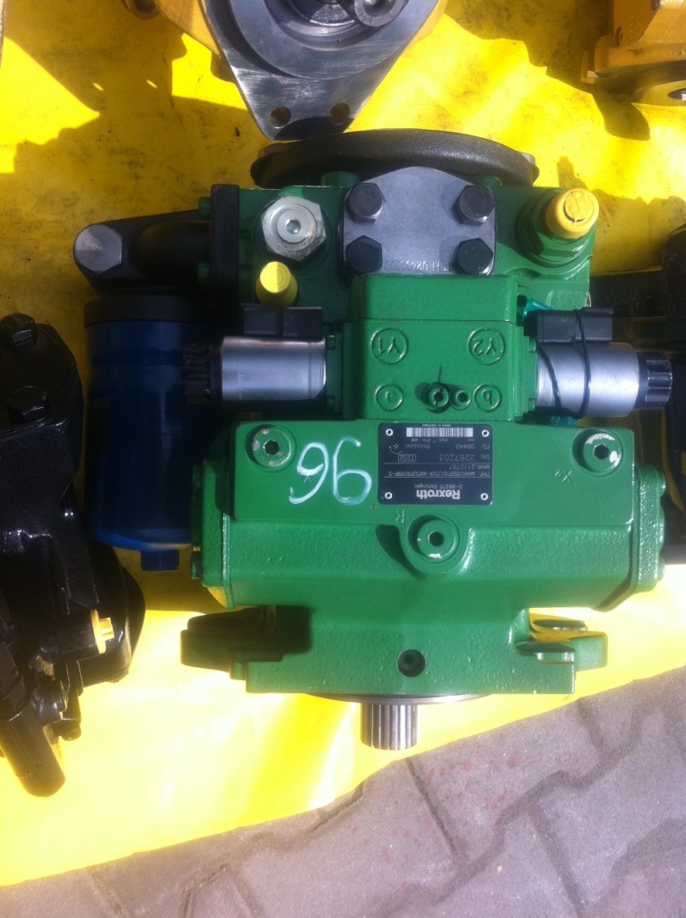 REXROTH AA4VG105EP1D1/32R-NXF52F021-FRP- S2112787 08W42 - Hydraulische pomp voor Bouwmachine: afbeelding 1 REXROTH AA4VG105EP1D1/32R-NXF52F021-FRP- S2112787 08W42 - Hydraulische pomp voor Bouwmachine: afbeelding 1