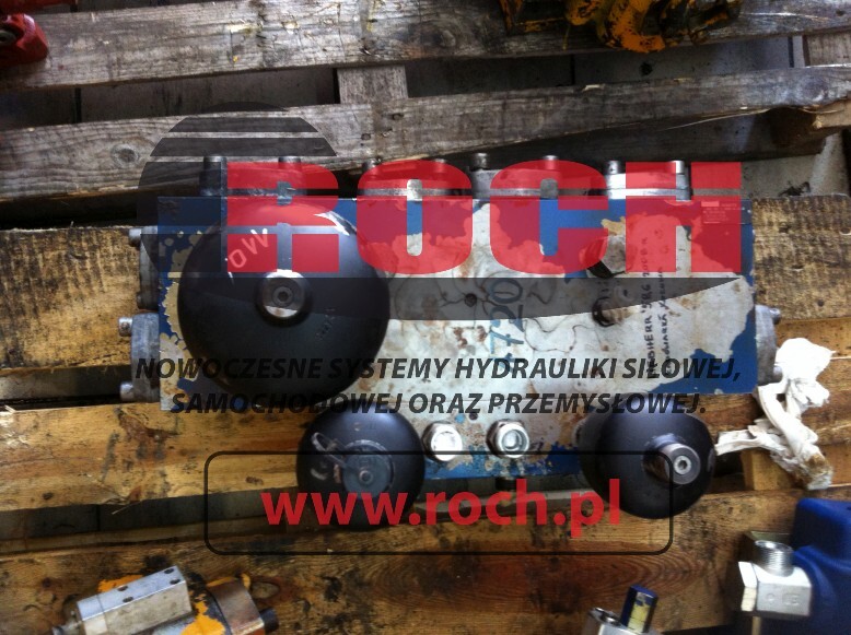 REXROTH AG32L600-0-3-0 96961429 9069275 A744-040 72077973/1 + HYDROAKUMULATORY 0,32L + HYDROAKUMULATOR 1,4L - Hydraulisch ventiel voor Wiellader: afbeelding 1 REXROTH AG32L600-0-3-0 96961429 9069275 A744-040 72077973/1 + HYDROAKUMULATORY 0,32L + HYDROAKUMULATOR 1,4L - Hydraulisch ventiel voor Wiellader: afbeelding 1