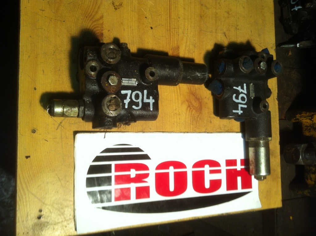 WABCO 0034773970150 4773970126 - Hydraulisch ventiel voor Bouwmachine: afbeelding 1 WABCO 0034773970150 4773970126 - Hydraulisch ventiel voor Bouwmachine: afbeelding 1