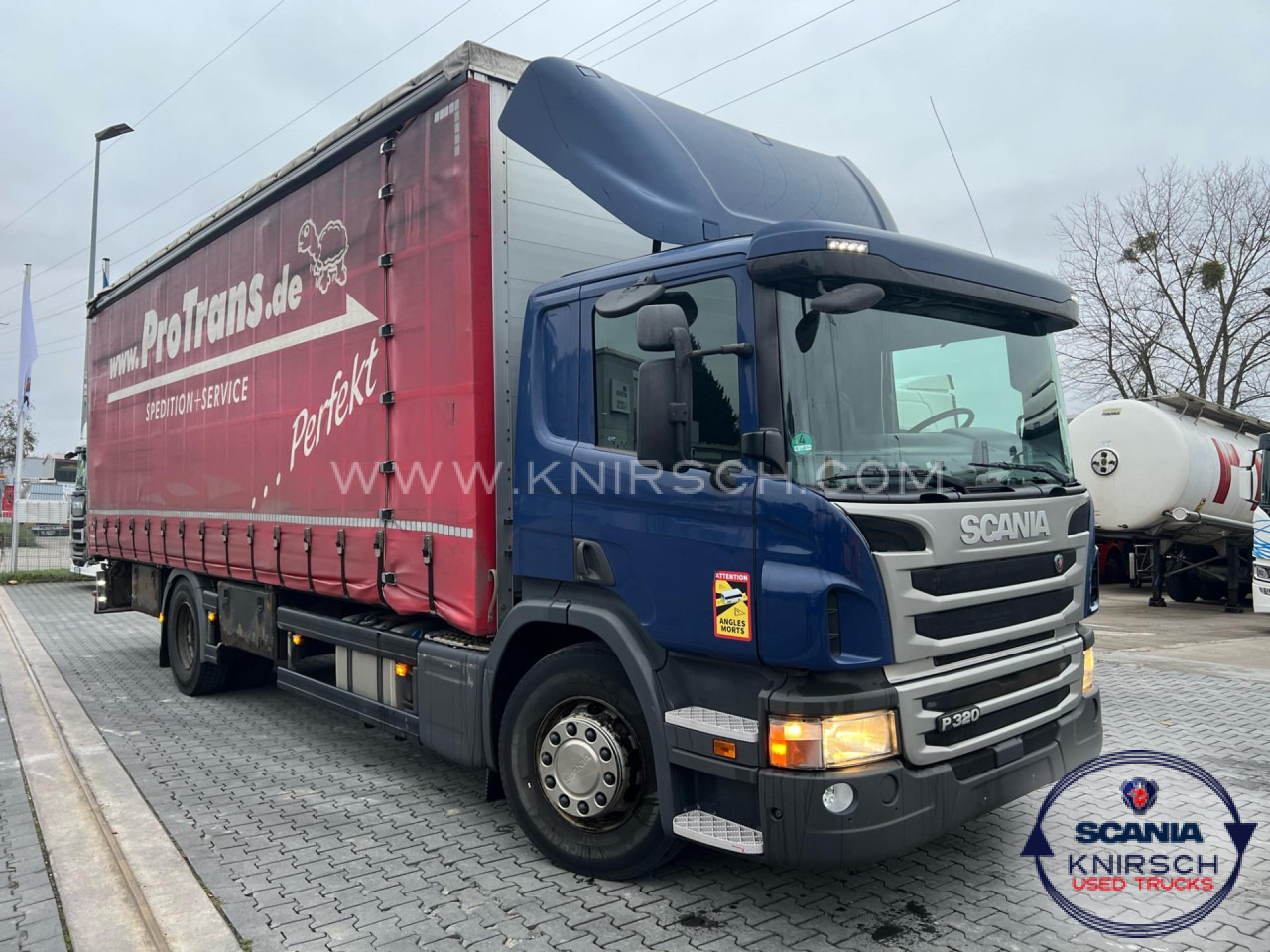 SCANIA P 320 DB4x2MNA - Schuifzeilen vrachtwagen: afbeelding 1 SCANIA P 320 DB4x2MNA - Schuifzeilen vrachtwagen: afbeelding 1