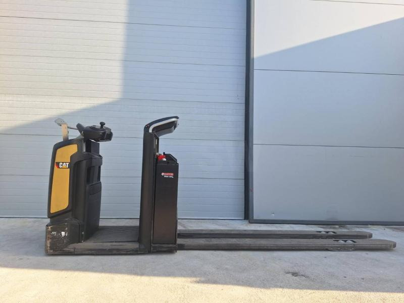 Caterpillar N020NE - Orderverzameltruck: afbeelding 1 Caterpillar N020NE - Orderverzameltruck: afbeelding 1