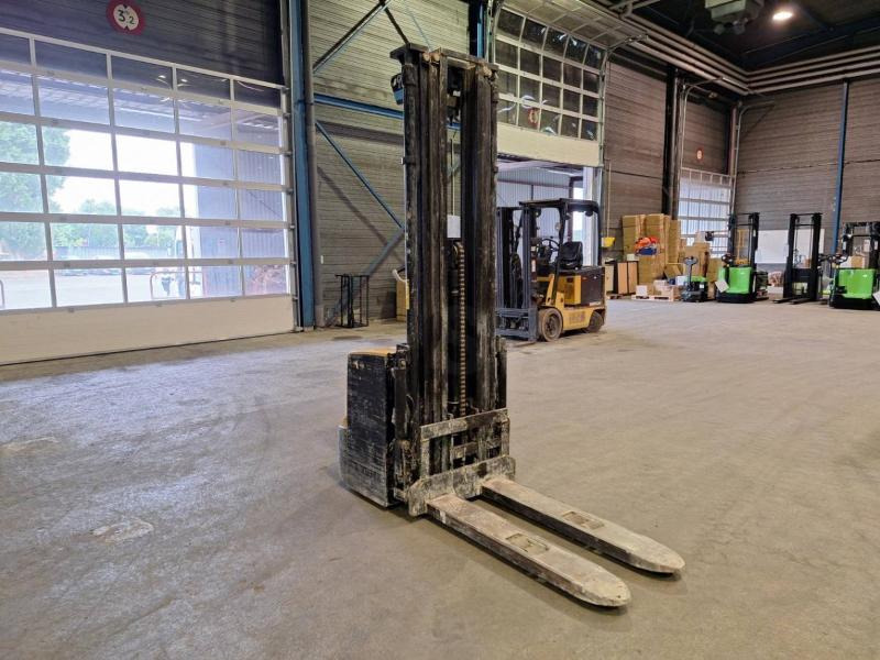 Caterpillar NSP16N2 - Stapelaar: afbeelding 4 Caterpillar NSP16N2 - Stapelaar: afbeelding 4