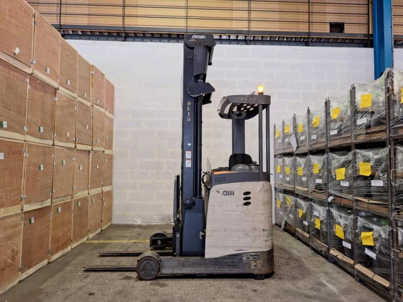 Crown ESR 5260-14 OPT 2 - Reach truck: afbeelding 3 Crown ESR 5260-14 OPT 2 - Reach truck: afbeelding 3
