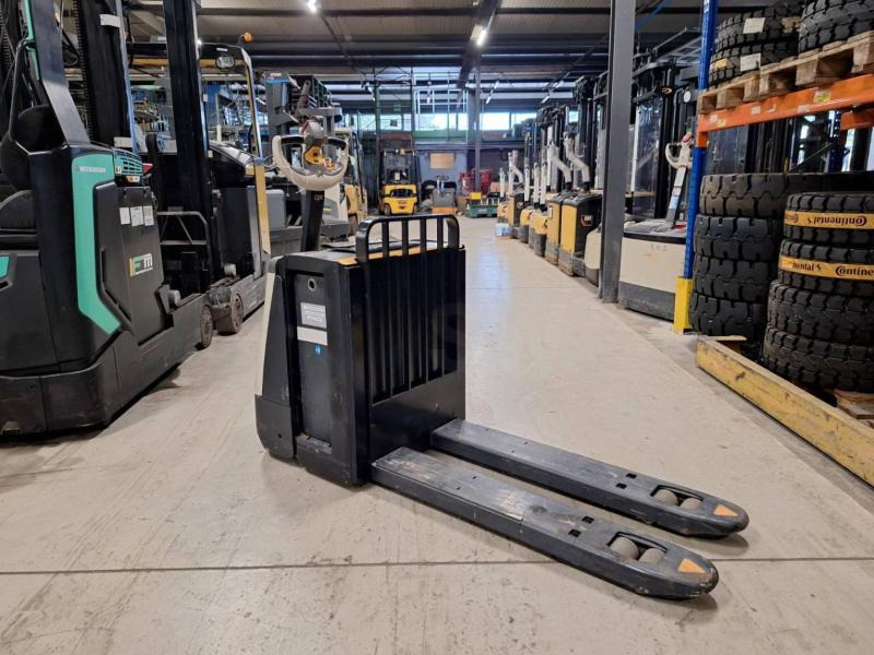Crown WP3080 - Palletwagen: afbeelding 3 Crown WP3080 - Palletwagen: afbeelding 3