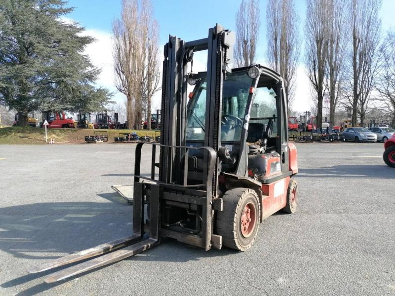 Nissan FGDO2A30Q - Diesel heftruck: afbeelding 3 Nissan FGDO2A30Q - Diesel heftruck: afbeelding 3