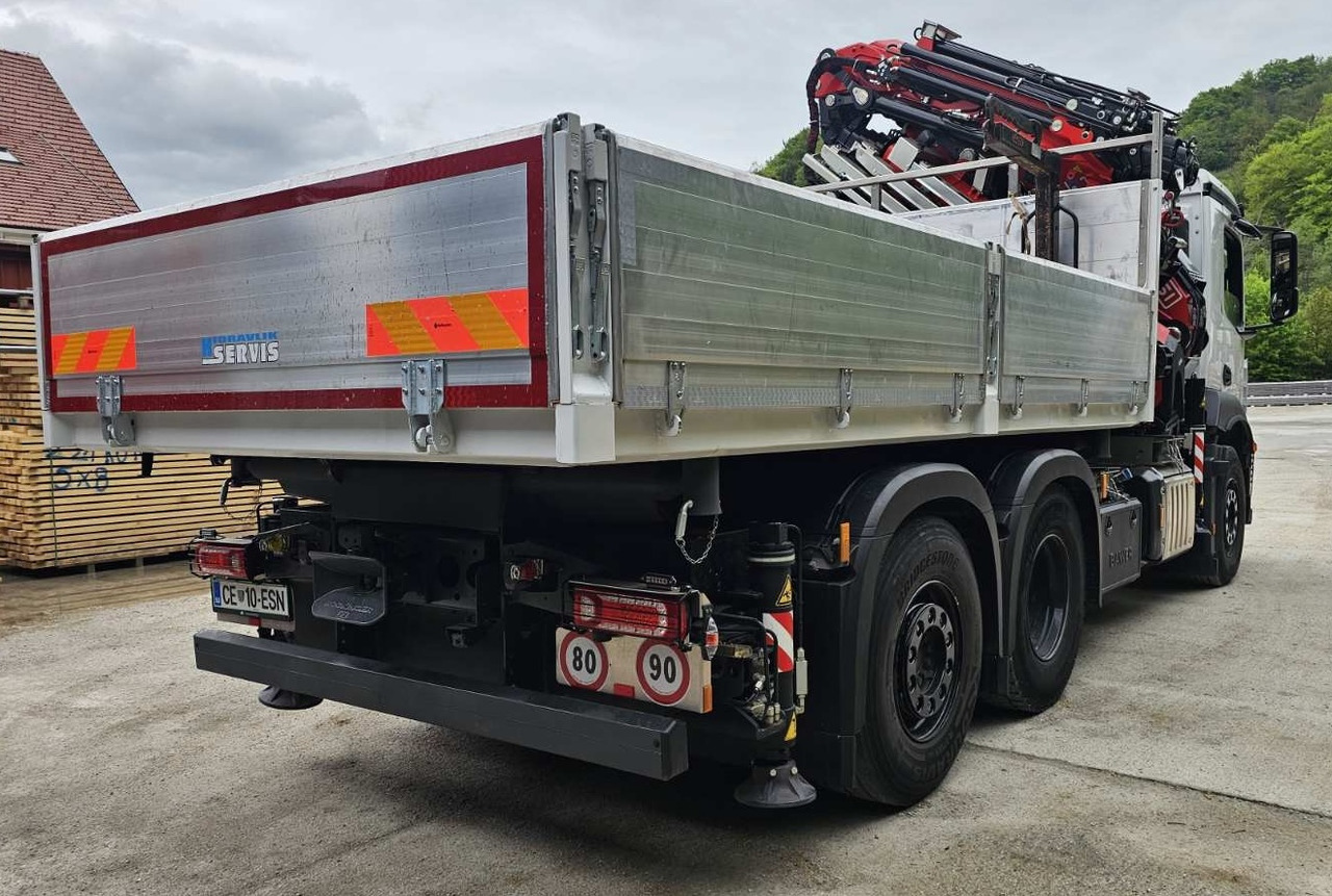 MERCEDES-BENZ Hiab Palfinger Fassi F545-6 JIB-6 - Kipper vrachtwagen: afbeelding 3 MERCEDES-BENZ Hiab Palfinger Fassi F545-6 JIB-6 - Kipper vrachtwagen: afbeelding 3