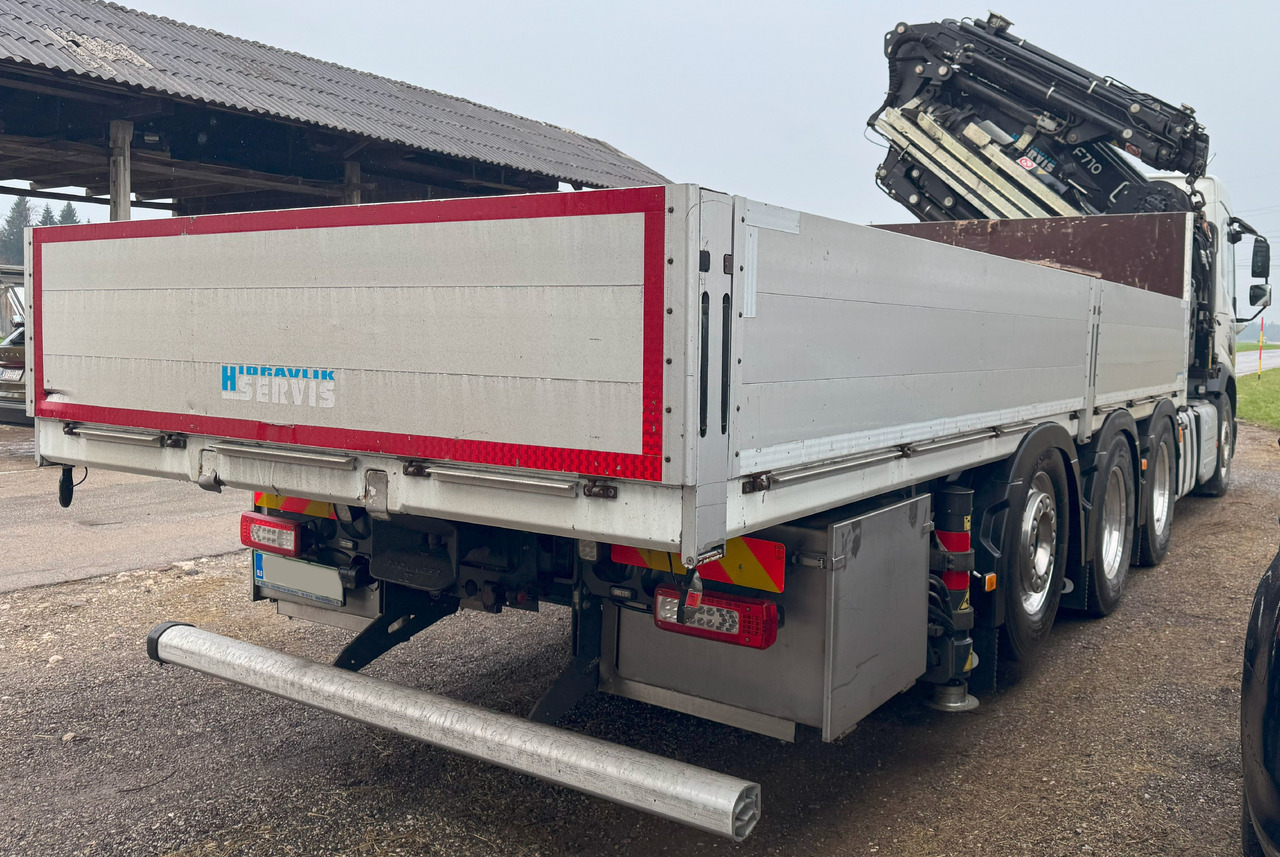 VOLVO Hiab Palfinger Fassi F710-6 JIB-4 - Kraanwagen: afbeelding 2 VOLVO Hiab Palfinger Fassi F710-6 JIB-4 - Kraanwagen: afbeelding 2