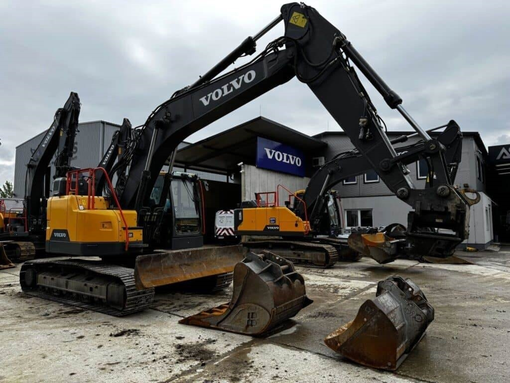 Volvo ECR235EL - Rupsgraafmachine: afbeelding 1 Volvo ECR235EL - Rupsgraafmachine: afbeelding 1