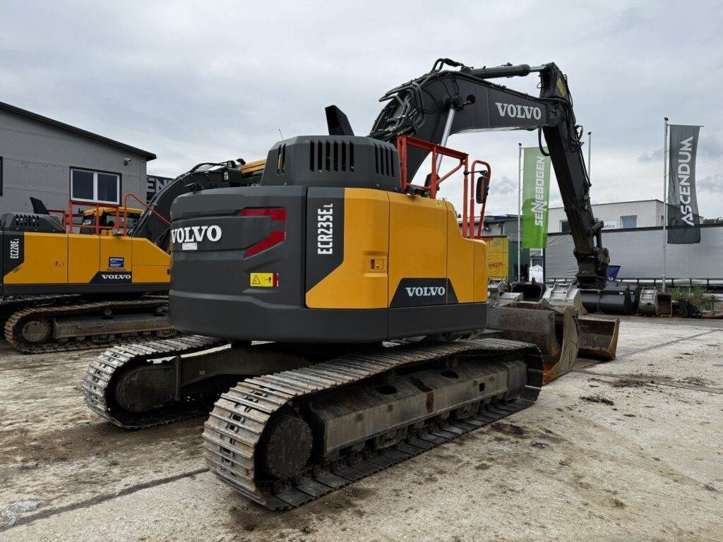 Volvo ECR235EL - Rupsgraafmachine: afbeelding 2 Volvo ECR235EL - Rupsgraafmachine: afbeelding 2