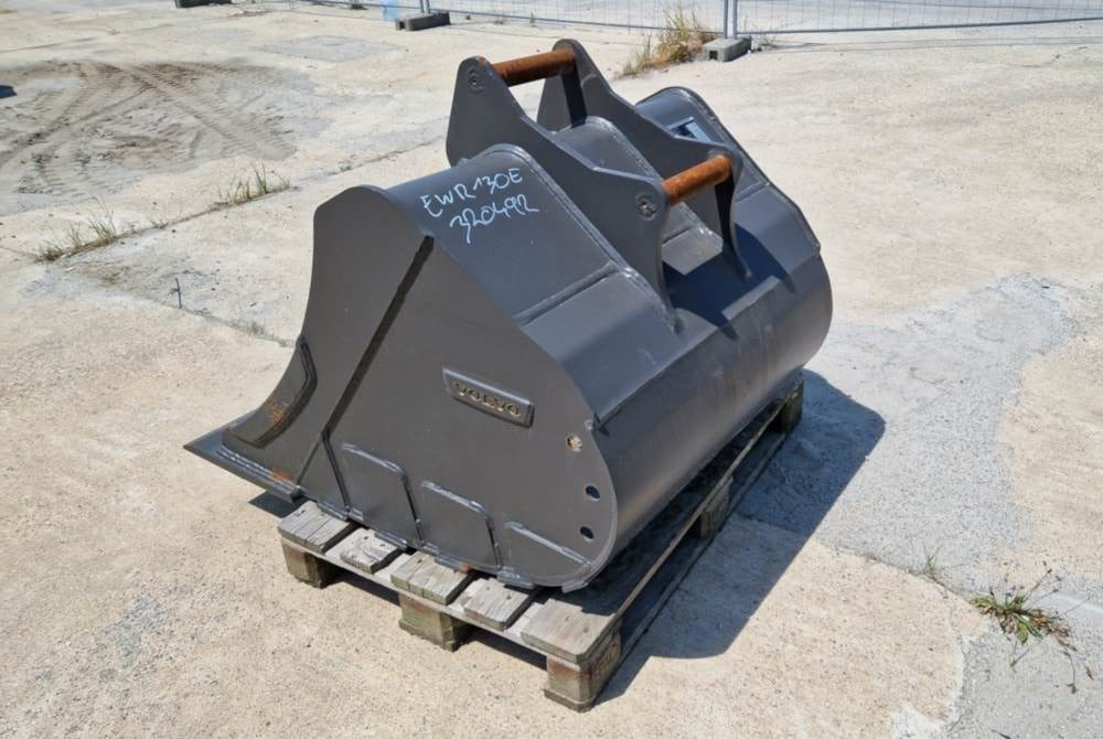 Volvo Tieflöffel mit Messer - Graaflaadmachine: afbeelding 3 Volvo Tieflöffel mit Messer - Graaflaadmachine: afbeelding 3