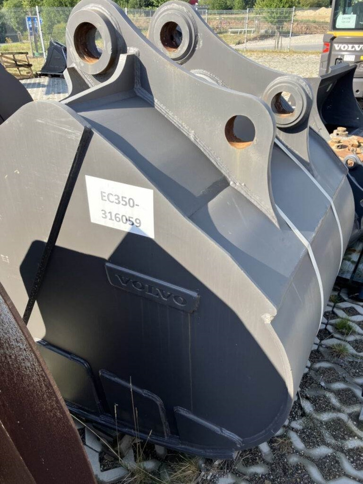 Volvo Tieflöffel mit Zähnen - Festanbau - Graaflaadmachine: afbeelding 2 Volvo Tieflöffel mit Zähnen - Festanbau - Graaflaadmachine: afbeelding 2