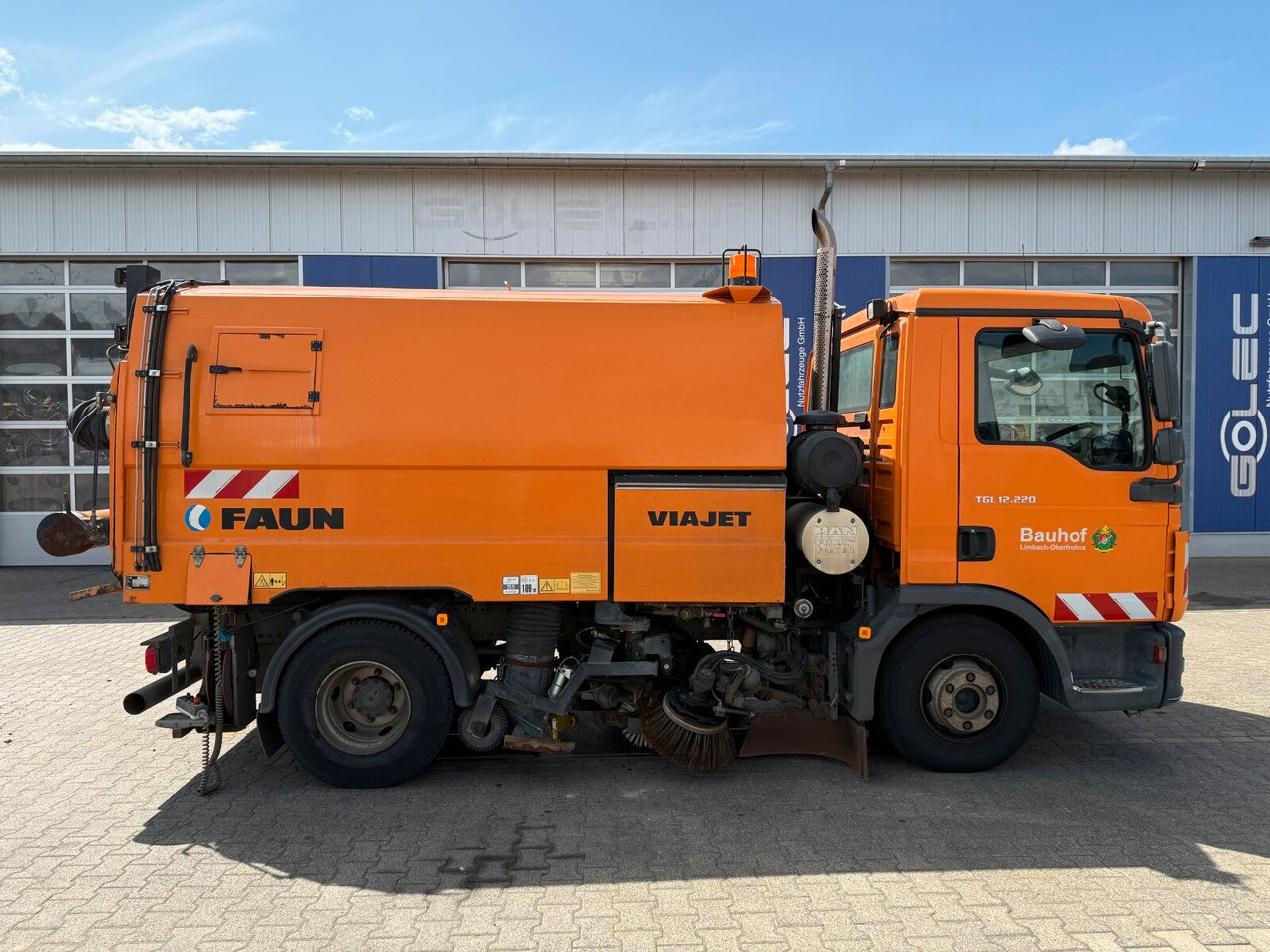 MAN 12.220 4x2 BL Kehrmaschine Viajet 5RHS - Veegwagen: afbeelding 2 MAN 12.220 4x2 BL Kehrmaschine Viajet 5RHS - Veegwagen: afbeelding 2