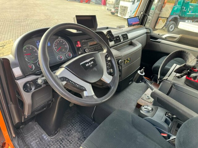 MAN TGS 18.360 4x4 Kipper Kran PALFINGER Winterd. - Kipper vrachtwagen, Kraanwagen: afbeelding 2 MAN TGS 18.360 4x4 Kipper Kran PALFINGER Winterd. - Kipper vrachtwagen, Kraanwagen: afbeelding 2