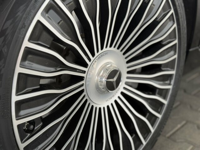 Maybach Mercedes Benz S680 Maybach V12 High-End -Paket - Sedan: afbeelding 2 Maybach Mercedes Benz S680 Maybach V12 High-End -Paket - Sedan: afbeelding 2