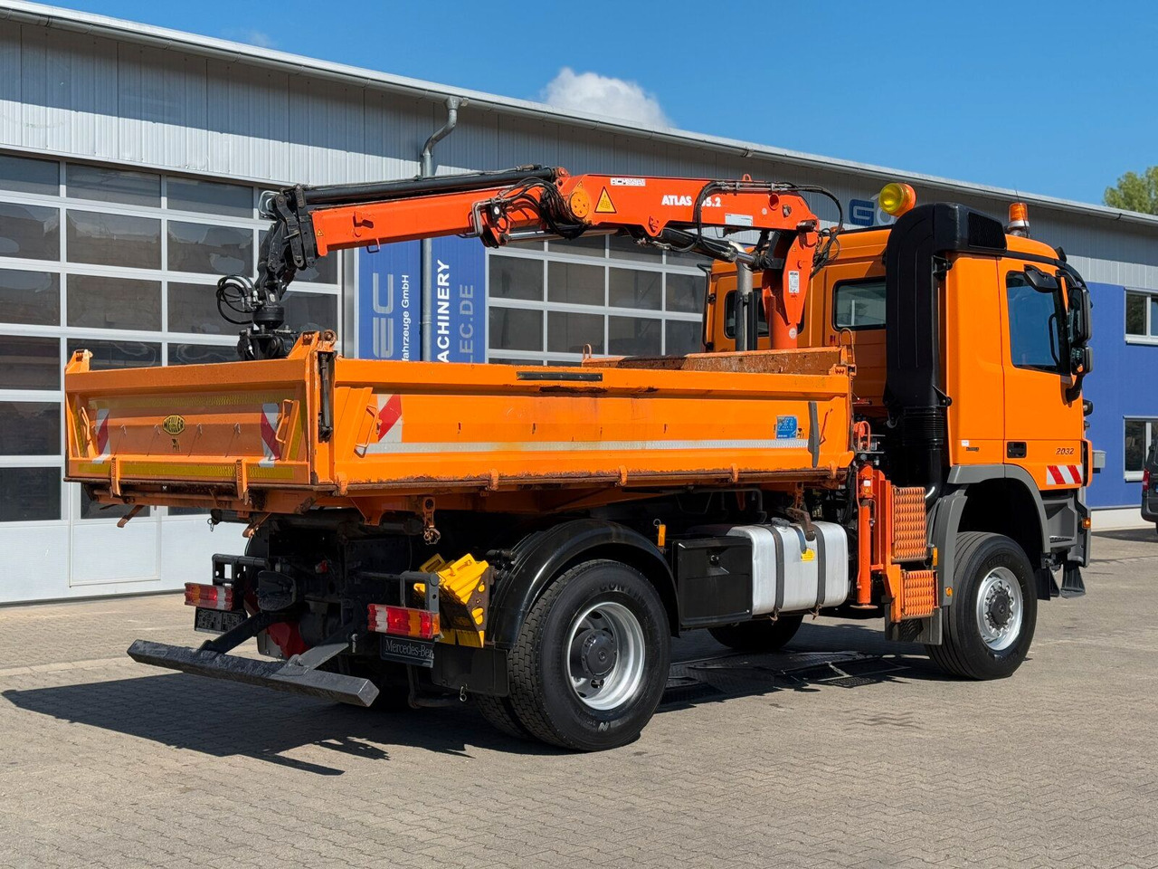 Mercedes-Benz ACTROS 2044 4x4 Kipper Kran ATLAS 65.2 A2L - Kipper vrachtwagen, Kraanwagen: afbeelding 5 Mercedes-Benz ACTROS 2044 4x4 Kipper Kran ATLAS 65.2 A2L - Kipper vrachtwagen, Kraanwagen: afbeelding 5