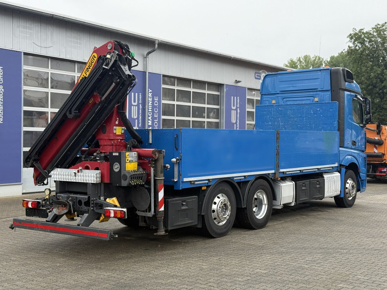 Mercedes-Benz ACTROS 2545 6x2 Pritsche Kran Palfinger PK20001K - Kraanwagen: afbeelding 3 Mercedes-Benz ACTROS 2545 6x2 Pritsche Kran Palfinger PK20001K - Kraanwagen: afbeelding 3