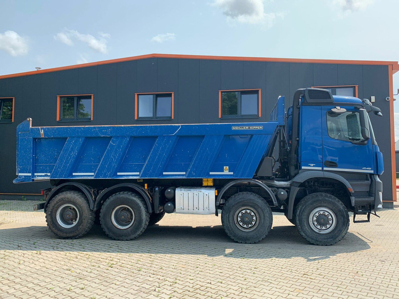 Mercedes-Benz AROCS 4145 8x8 EURO6 Muldenkipper TOP! - Kipper vrachtwagen: afbeelding 3 Mercedes-Benz AROCS 4145 8x8 EURO6 Muldenkipper TOP! - Kipper vrachtwagen: afbeelding 3