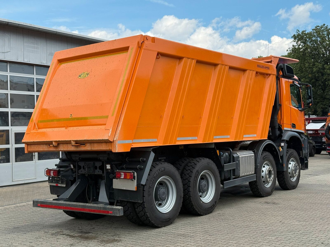 Mercedes-Benz AROCS 4851 8x6 Euro 6 Gesteinkipper MEILLER 25m³ - Kipper vrachtwagen: afbeelding 3 Mercedes-Benz AROCS 4851 8x6 Euro 6 Gesteinkipper MEILLER 25m³ - Kipper vrachtwagen: afbeelding 3