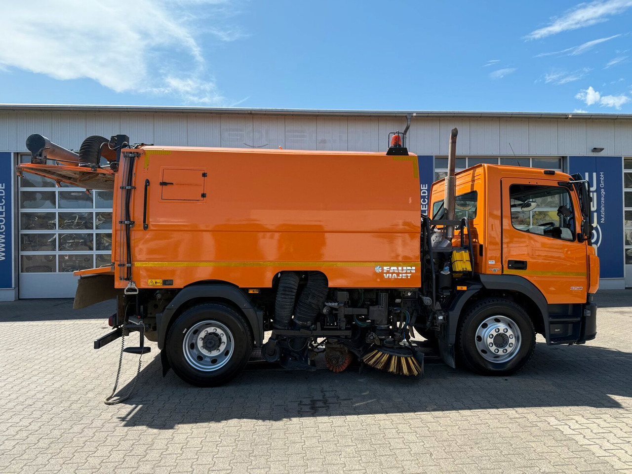 Mercedes-Benz ATEGO 1323 4x2 Kehrmaschine FAUN Viajet 6R/H - Veegwagen: afbeelding 5 Mercedes-Benz ATEGO 1323 4x2 Kehrmaschine FAUN Viajet 6R/H - Veegwagen: afbeelding 5