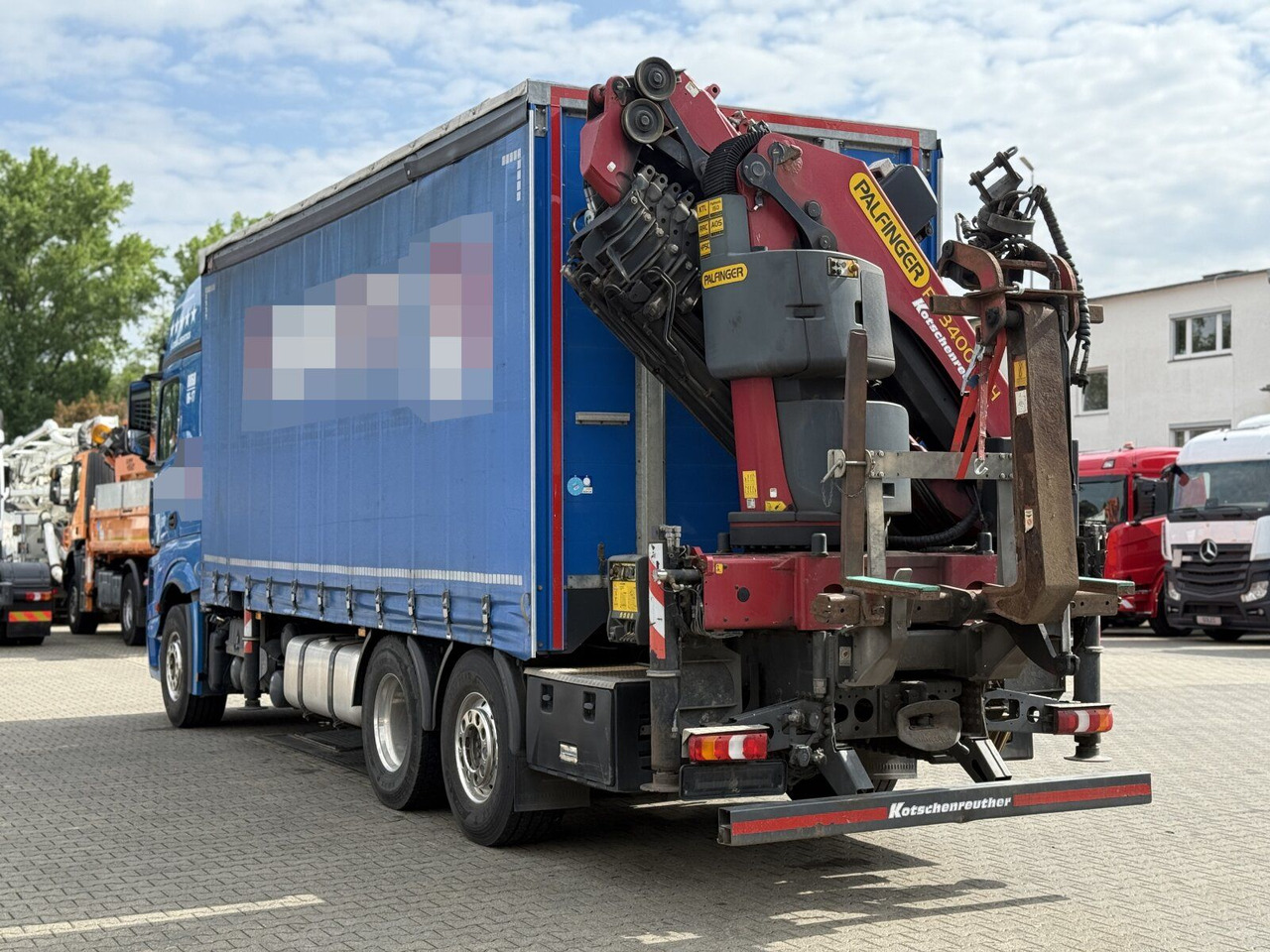 Mercedes-Benz Actros 6x2 Pritsche Kran Palfinger PK34002 + JIB - Schuifzeilen vrachtwagen, Kraanwagen: afbeelding 5 Mercedes-Benz Actros 6x2 Pritsche Kran Palfinger PK34002 + JIB - Schuifzeilen vrachtwagen, Kraanwagen: afbeelding 5