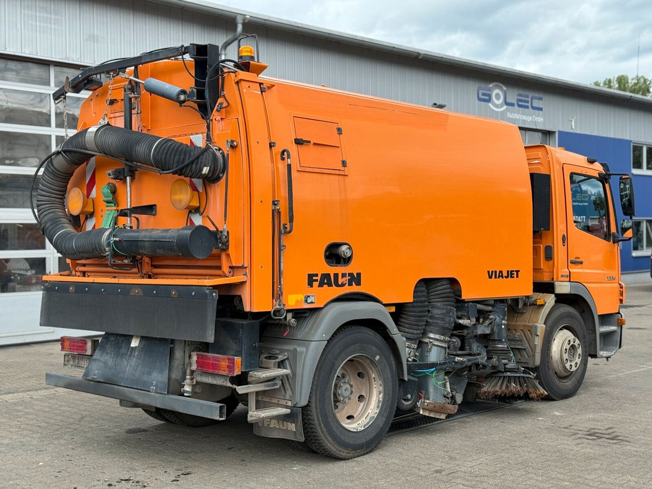 Mercedes-Benz Atego 1324 4x2 Kehrmaschine Viajet 6R/L - Veegwagen: afbeelding 4 Mercedes-Benz Atego 1324 4x2 Kehrmaschine Viajet 6R/L - Veegwagen: afbeelding 4