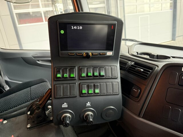 Mercedes-Benz Atego Kehrmaschine BUCHER CITYFANT 5000 - Veegwagen: afbeelding 4 Mercedes-Benz Atego Kehrmaschine BUCHER CITYFANT 5000 - Veegwagen: afbeelding 4