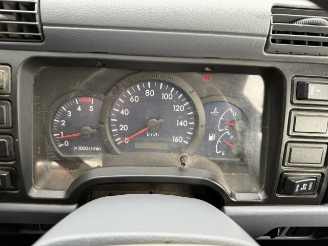 Mitsubishi Canter FUSO Kehrmaschine BROCK SL140 4 m³ - Veegwagen: afbeelding 2 Mitsubishi Canter FUSO Kehrmaschine BROCK SL140 4 m³ - Veegwagen: afbeelding 2