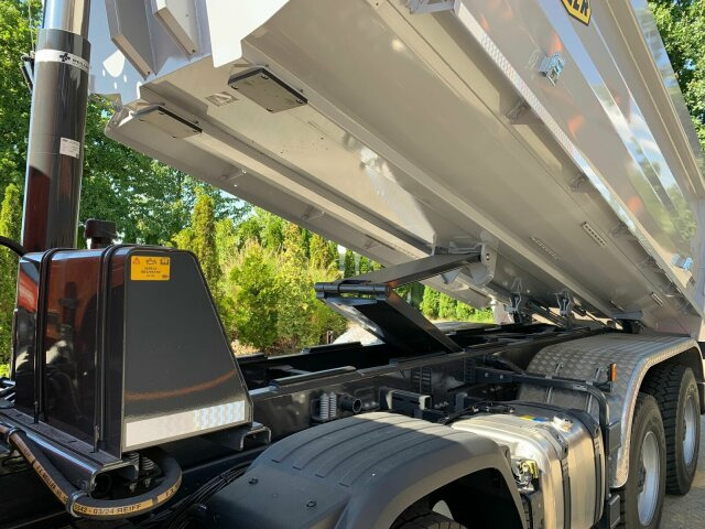 Scania P 420 8x4 Kipper Meiller 18,5m3 Euro 6 - Kipper vrachtwagen: afbeelding 4 Scania P 420 8x4 Kipper Meiller 18,5m3 Euro 6 - Kipper vrachtwagen: afbeelding 4