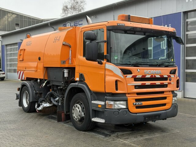 Scania P230 Kehrmaschine Johnston VT605- 6 M³ - Veegwagen: afbeelding 1 Scania P230 Kehrmaschine Johnston VT605- 6 M³ - Veegwagen: afbeelding 1