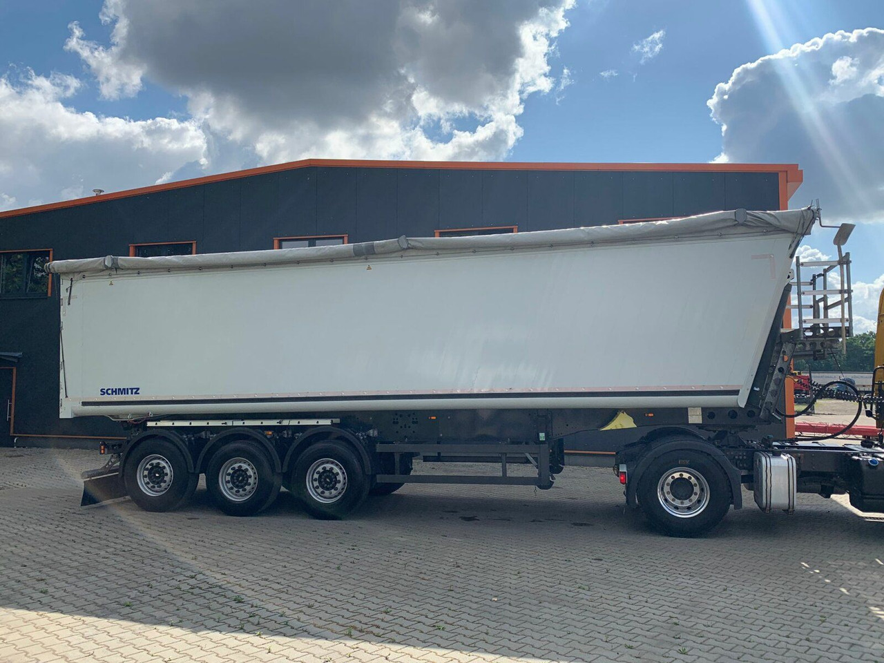 Schmitz Cargobull SCB S3D 10VLN Kippauflieger 52m3 - Kipper oplegger: afbeelding 3 Schmitz Cargobull SCB S3D 10VLN Kippauflieger 52m3 - Kipper oplegger: afbeelding 3