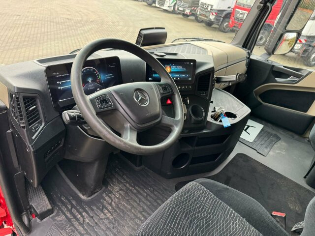 Mercedes-Benz ACTROS 1846 4x4 HAD Eur 6 Kipphydraulik Retarder - Trekker: afbeelding 2 Mercedes-Benz ACTROS 1846 4x4 HAD Eur 6 Kipphydraulik Retarder - Trekker: afbeelding 2