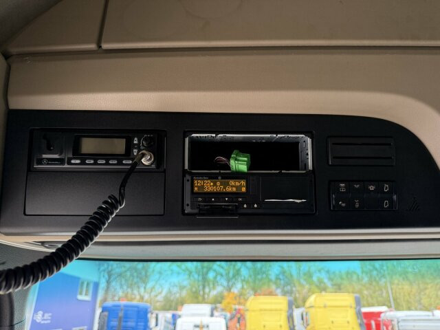 Mercedes-Benz ACTROS 1846 4x4 HAD Eur 6 Kipphydraulik Retarder - Trekker: afbeelding 4 Mercedes-Benz ACTROS 1846 4x4 HAD Eur 6 Kipphydraulik Retarder - Trekker: afbeelding 4