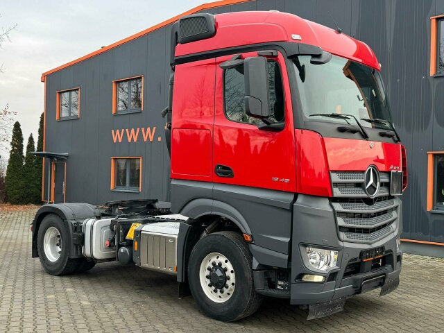 Mercedes-Benz ACTROS 1846 4x4 HAD Eur 6 Kipphydraulik Retarder - Trekker: afbeelding 1 Mercedes-Benz ACTROS 1846 4x4 HAD Eur 6 Kipphydraulik Retarder - Trekker: afbeelding 1