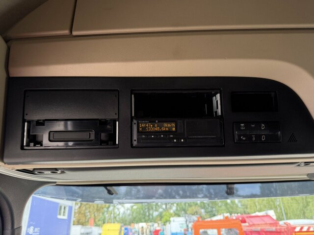 Mercedes-Benz Actros 1846 Euro 6 SZM Retarder - Trekker: afbeelding 4 Mercedes-Benz Actros 1846 Euro 6 SZM Retarder - Trekker: afbeelding 4