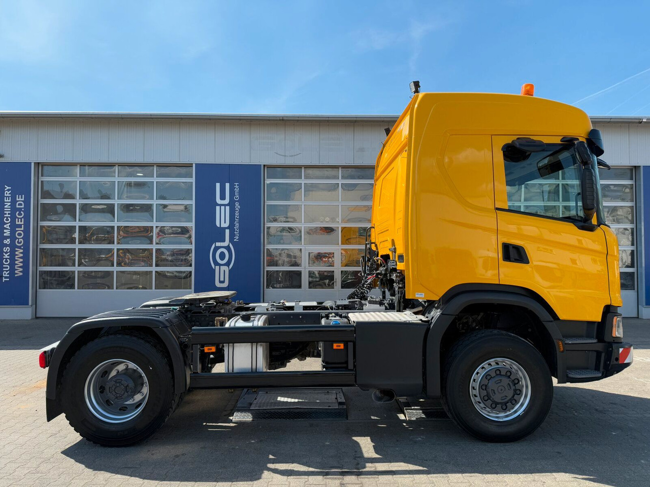 Scania G450 XT 4x4 Euro 6 SZM Kipphydraulik Blatt/ Luft - Trekker: afbeelding 2 Scania G450 XT 4x4 Euro 6 SZM Kipphydraulik Blatt/ Luft - Trekker: afbeelding 2
