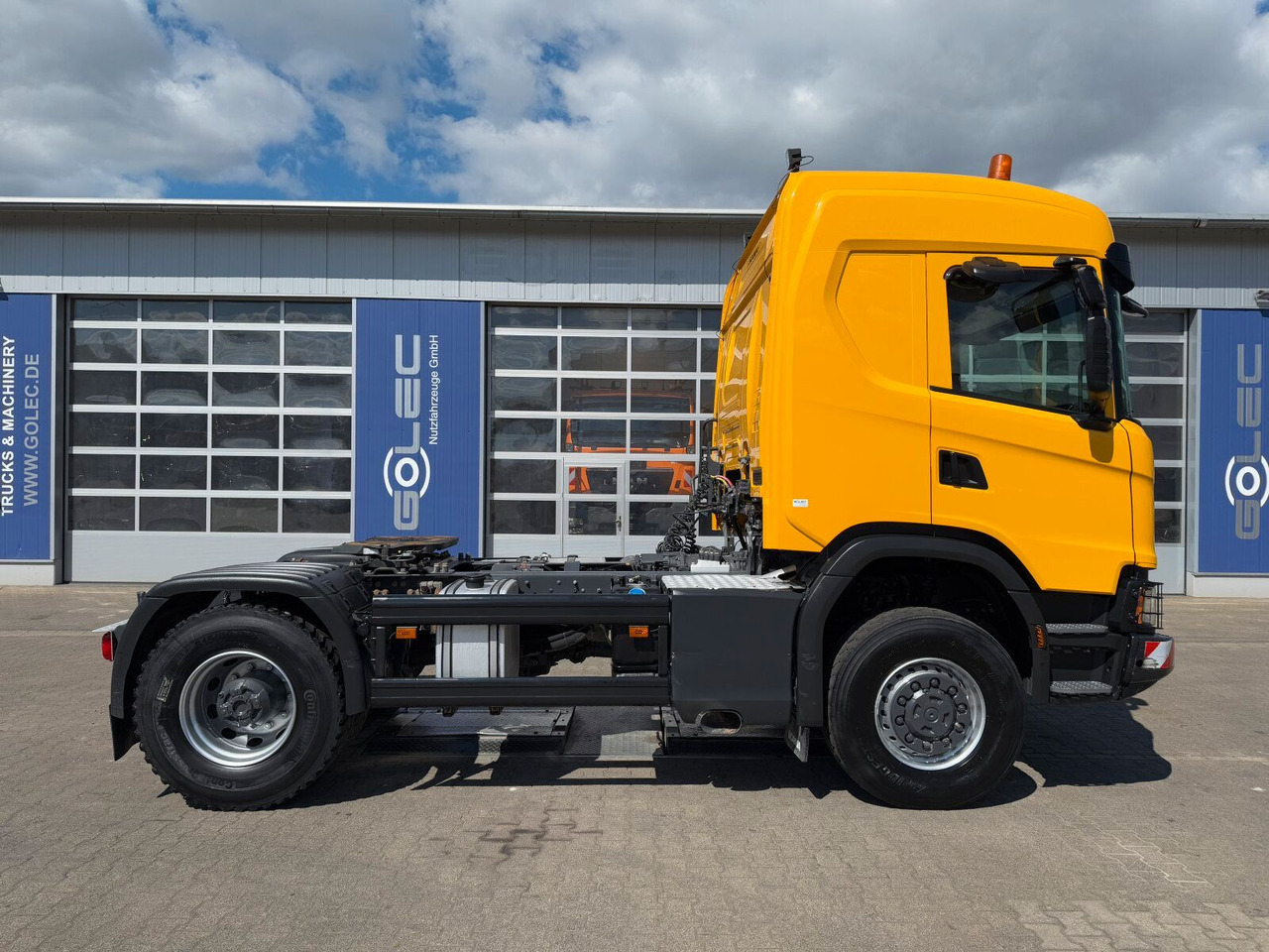 Scania G450 XT 4x4 Euro 6 SZM Kipphydraulik Blatt/ Luft - Trekker: afbeelding 2 Scania G450 XT 4x4 Euro 6 SZM Kipphydraulik Blatt/ Luft - Trekker: afbeelding 2