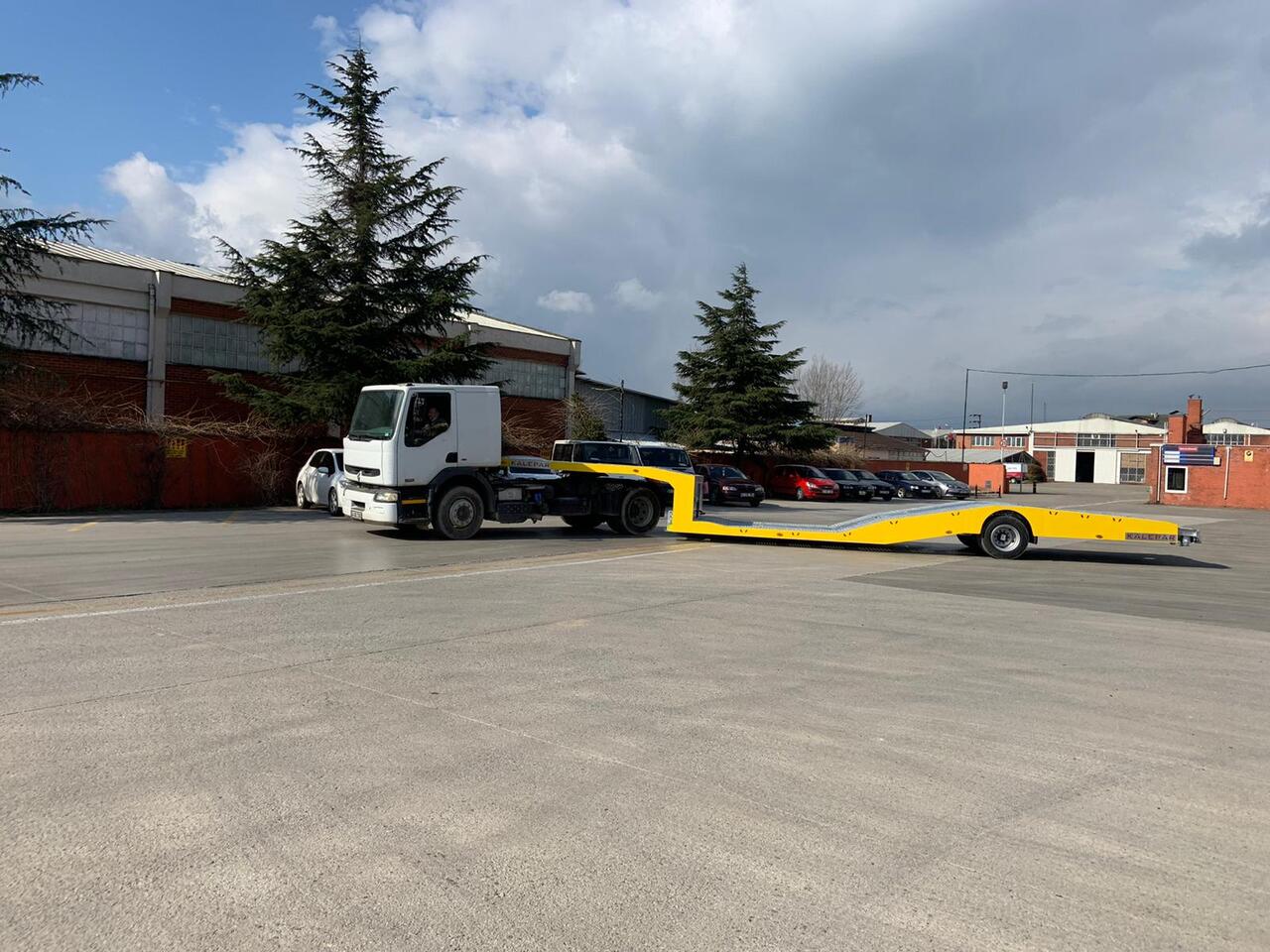 KALEPAR LKW/TRUCK TRANSPORTER - Dieplader oplegger: afbeelding 4 KALEPAR LKW/TRUCK TRANSPORTER - Dieplader oplegger: afbeelding 4