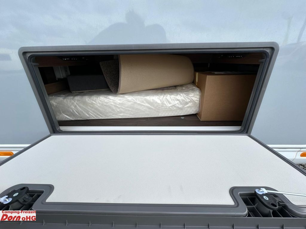 Knaus Azur 460 EU ehem. Messefahrzeug Knaus Azur 460 EU ehem. Messefahrzeug - Caravan: afbeelding 5 Knaus Azur 460 EU ehem. Messefahrzeug Knaus Azur 460 EU ehem. Messefahrzeug - Caravan: afbeelding 5