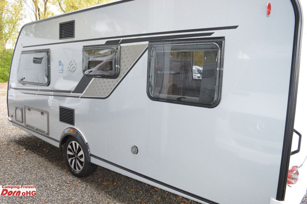 Knaus Südwind 500 FU 60 Years Gas Paket Knaus Südwind 500 FU 60 Years Gas Paket - Caravan: afbeelding 4 Knaus Südwind 500 FU 60 Years Gas Paket Knaus Südwind 500 FU 60 Years Gas Paket - Caravan: afbeelding 4