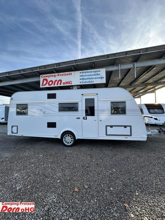 Tabbert Cazadora 550 DMK 2,5 ehem. Messefahrzeug Tabbert Cazadora 550 DMK 2,5 ehem. Messefahrzeug - Caravan: afbeelding 1 Tabbert Cazadora 550 DMK 2,5 ehem. Messefahrzeug Tabbert Cazadora 550 DMK 2,5 ehem. Messefahrzeug - Caravan: afbeelding 1